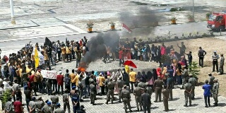 Terkait Demo Anjloknya Harga Kelapa, Ini Kata Pemkab Inhil