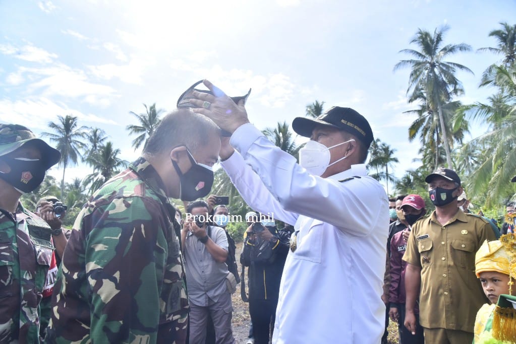 Lihat Progres TMMD di Desa Teluk Bunian, Kedatangan Tim Wasev Mabes TNI Disambut Wabup Inhil