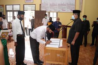 Diharapkan Amanah, Bupati Alfedri Lantik Dua Bapekam