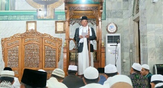 Bupati Inhil Khotib Shalat Idul Adha di Mesjid Agung Al Huda Tembilahan