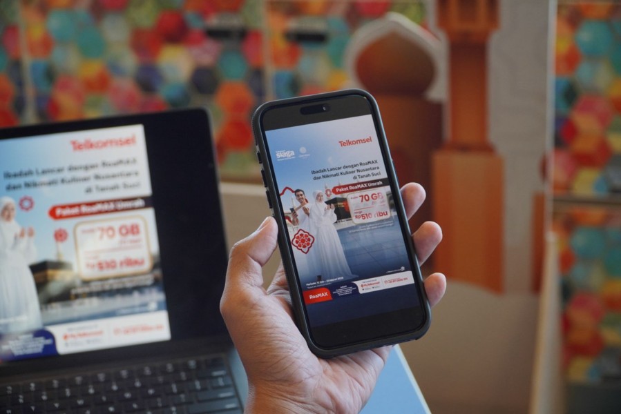 Ibadah Makin Tenang Bersama Paket RoaMAX Umrah Telkomsel