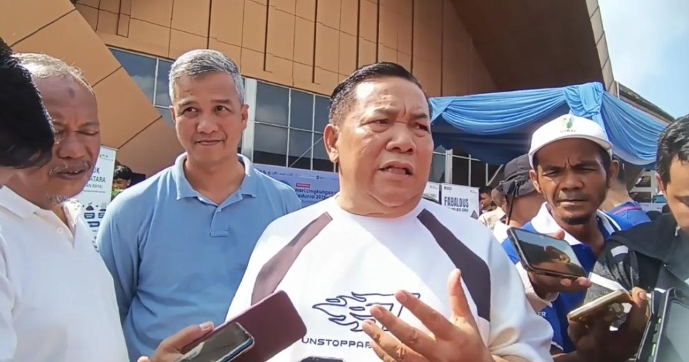 Pantau Titik Api di Sejumlah Daerah, Plt Gubri Apresiasi Kerja Keras Tim Pemadaman Karhutla
