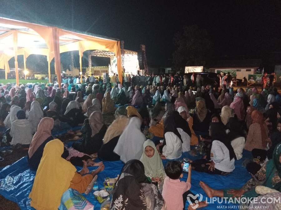 Di Tengah Ribuan Masyarakat dan Santri Gus Imin Siap Perjuangkan Dana Abadi Pesantren Lebih Besar