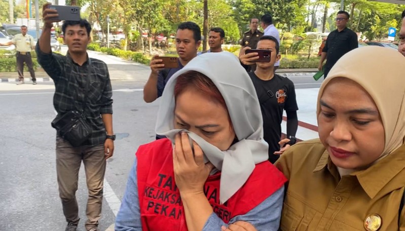 Belasan Tahun Melarikan Diri, Dewi Sartika Terpidana Kasus Penipuan Ditangkap di Batam