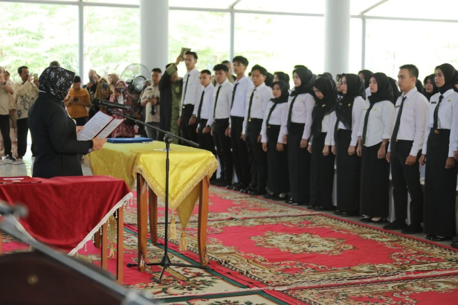 Lantik 139 PPPK Tahap II, Bupati Afni Tekankan ASN Harus Kreatif dan Inovatif