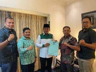 Abdul Wahid Jagokan Nasarudin Nahkodai KNPI Riau