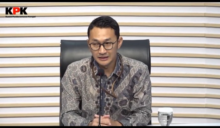 Masuk Tahaf II, KPK Target 14 Hari Susun Dakwaan Kasus Dugaan Jual Beli Jabatan Bupati Kuansing
