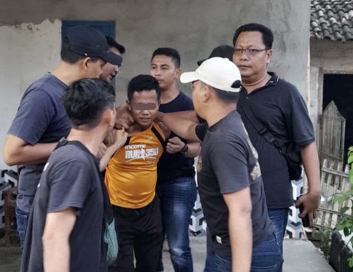 Sakit Hati, Suami Bersekongkol dengan Anak Habisi Istri