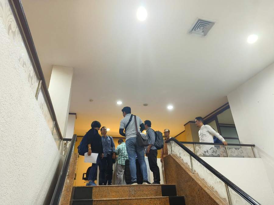 Penyidik KPK Bungkam Usai Ekspos Tertutup Terkait Dugaan Tipikor Fly Over Simpang SKA Pekanbaru