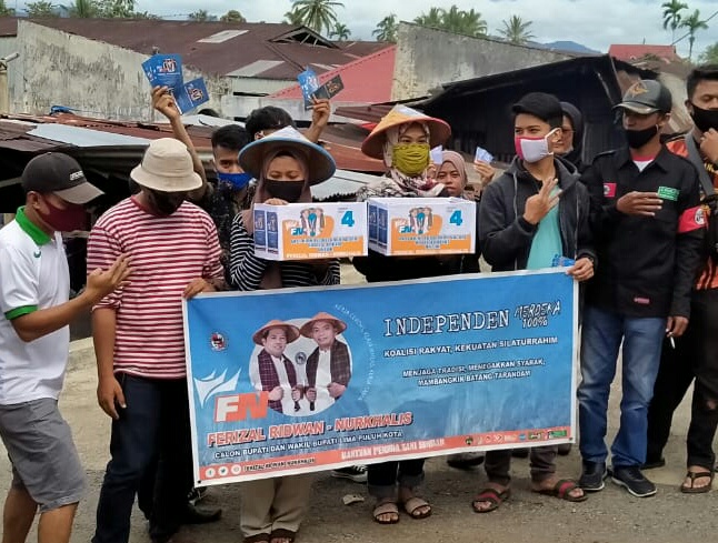 Simpatisan Galang Pengumpulan Koin Cinta