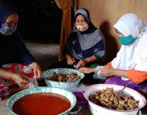 Balai Ternak BAZNAS Siak Penuhi Pesanan Hidangan Olahan Daging
