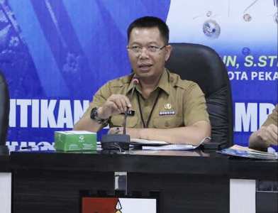 Respon Keluhan Warga, Indra Pomi: Jalan yang Rusak Berat akan di Overlay