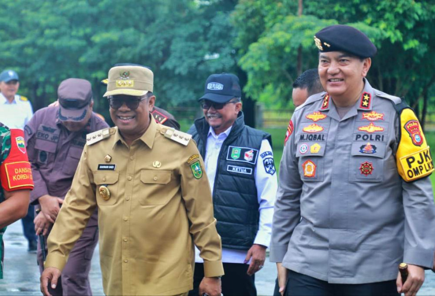 Sekda Siak Ajak Pj Gubernur Riau dan Kapolda Cek TPS 07 Kelurahan Kampung Rempak
