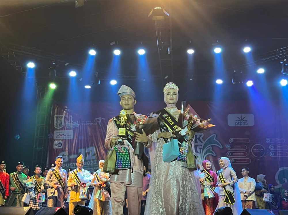 Alfajri & Yolanda Terpilih sebagai BujangÂ Dara Kabupaten Kampar 2022