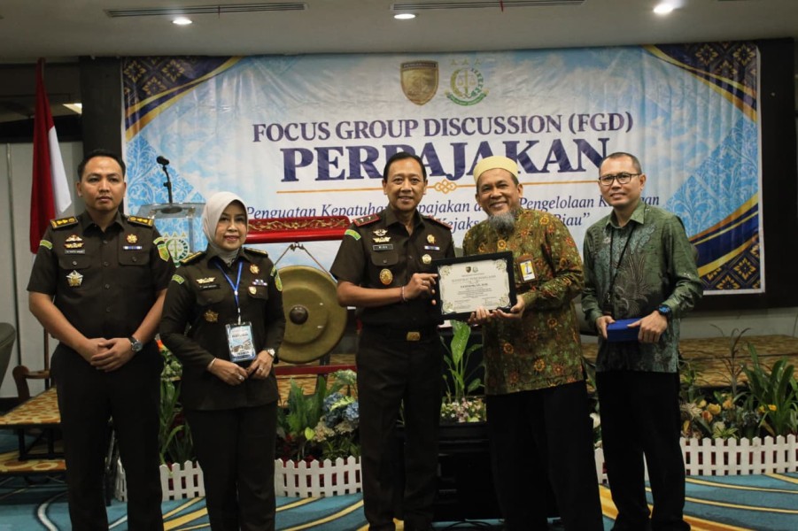 Tak Mau Kecolongan, Kejati Riau Perkuat Disiplin Pajak Internal
