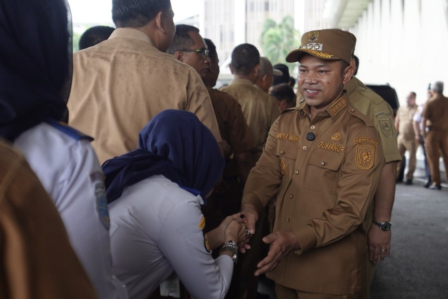 Perdana Masuk Kantor Pasca Idul Fitri, Gubri Wahid Sorot Kedisiplinan Pegawai