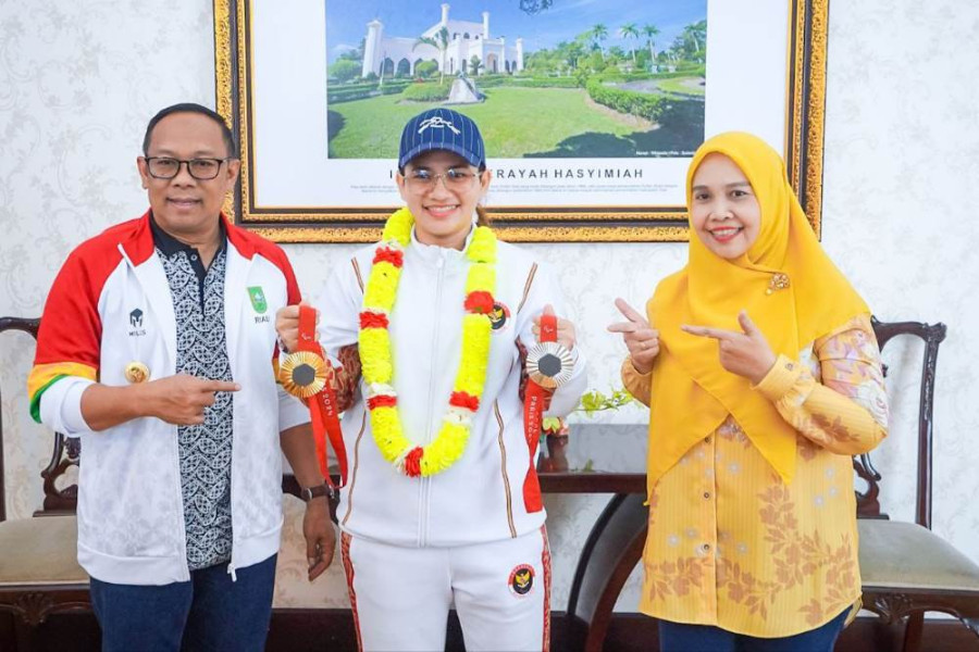 Tiba di Riau, Leani Ratri Peraih Emas Paralimpiade Paris 2024 Disambut Pj Gubri