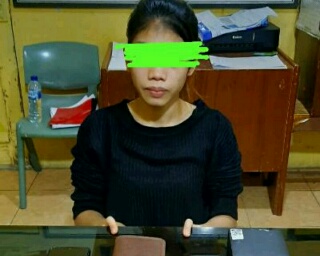 Seorang Wanita Muda Ditangkap Polisi Usai Rayakan Ultah di Karaoke