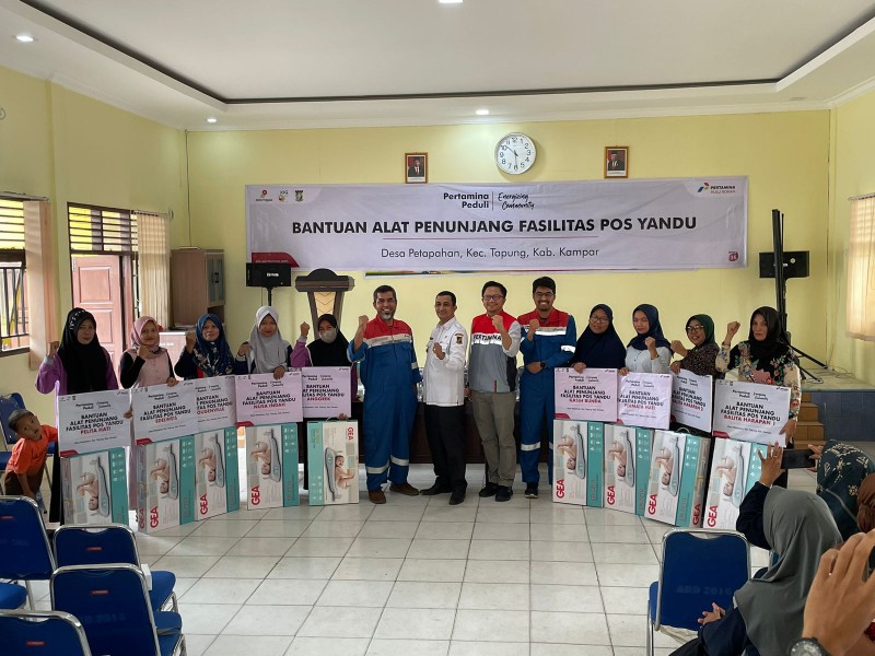 Cegah Stunting, PHR Bantu Alat Penunjang 9 Posyandu di Desa Petapahan Kampar