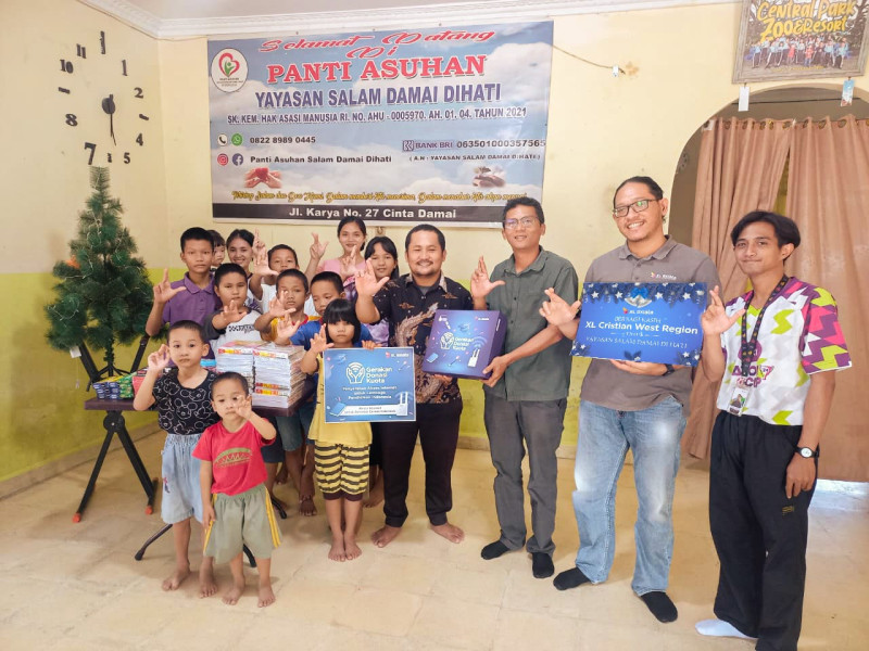 Karyawan XL Axiata Berbagi Kasih di Panti Asuhan Yayasan Salam Damai Dihati