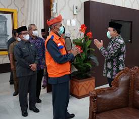 Tim Peneliti dan Pengkaji Gelar Daerah Kota Pekanbaru Belajar ke Siak