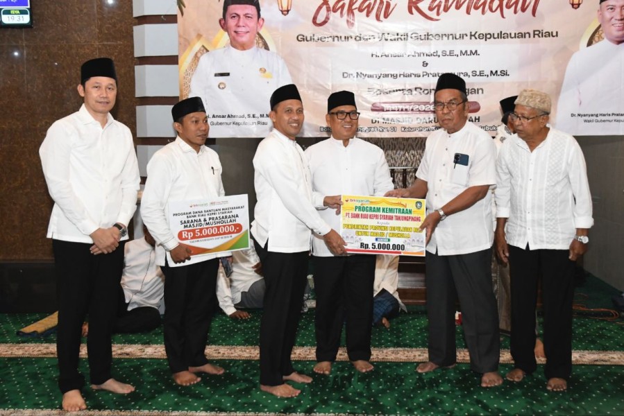 Di Balik Ramainya Ramadhan, Masjid Darul Hikmah Batam Terima Harapan Baru dari Program Dabamas BRK Syariah