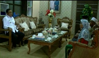 Seorang Juru Sapu dan 2 Guru Mengaji di Inhil Dapat Tunaikan Ibadah Umrah Gratis