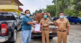 Dua Perusahaan Serahkan Hewan Qurban ke Pemkab Inhu