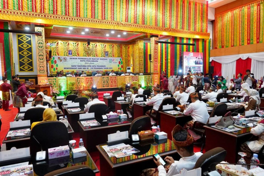 DPRD Kota Pekanbaru Gelar Paripurna Hari Jadi ke 239, Gubri Syamsuar: Tahniah