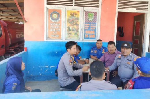 Sambangi Desa Pematang Tebih, Polsek Ujung Batu Ajak Masyarakat Sukseskan Pilkada 2024