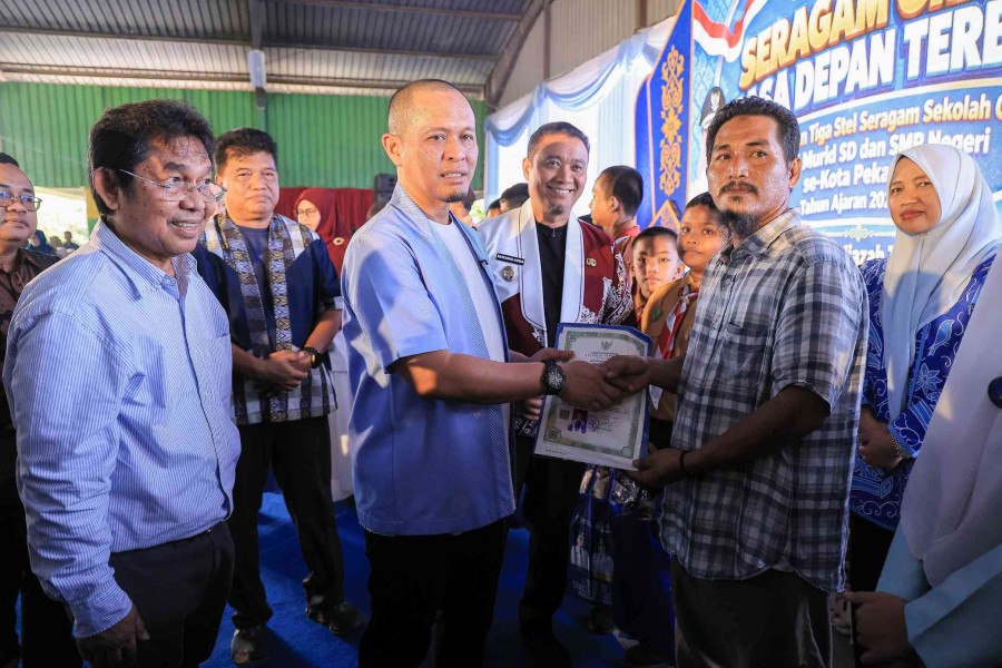 Pemko Pekanbaru Siapkan Rp2 Miliar untuk Tebus 640 Ijazah Siswa Tertahan