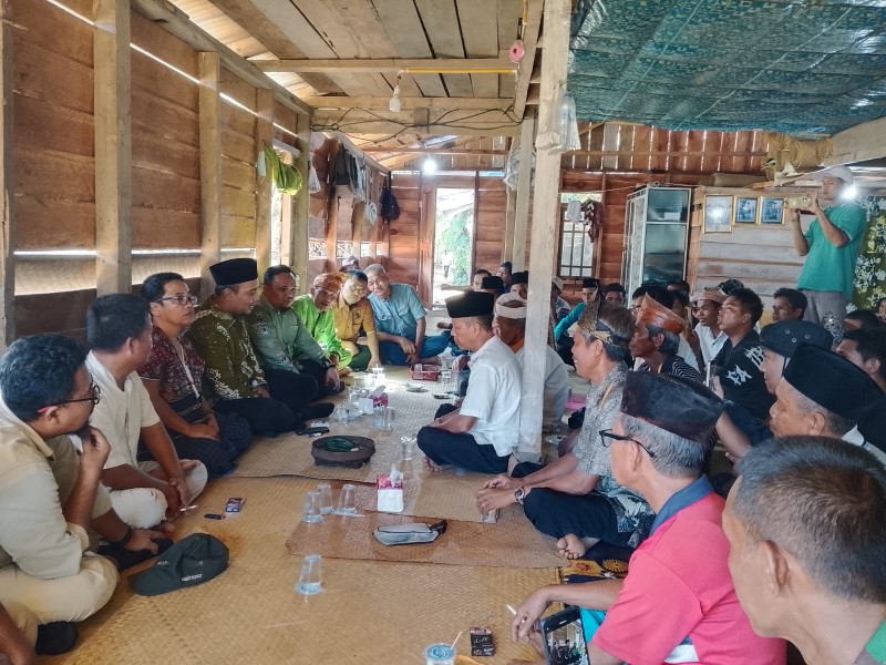Serap Aspirasi Masyarakat Adat Talang Mamak, Bupati Inhu Hadiri Muswil Aliansi AMAN