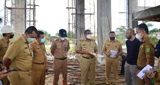 Progres Pengerjaan Proyek Ditemukan Tidak Tepat Waktu, Wagubri Ingatkan PPK