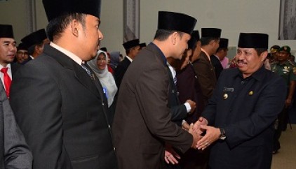  Bupati Amril: Jangan Jadi Pejabat dan Aparatur 'Kedai Kopi'