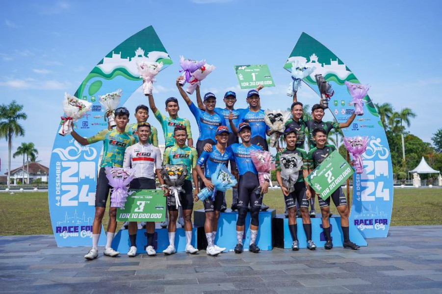 Muhammad Izzat Hilmi Halil Dari Malaysia Pro Cycling Juarai Etape III Tour De Siak 2024