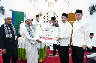 Kebut Penurunan Kemiskinan Ekstrem, Gubri Syamsuar Minta Massifkan Gerakkan Zakat