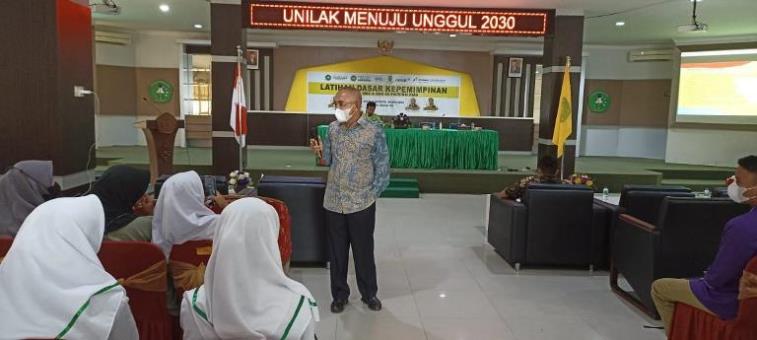 Di Unilak, Anggota DPR RI Dapil Riau Andi Rachman Berikan Motivasi Siswa SMA/SMK se Riau
