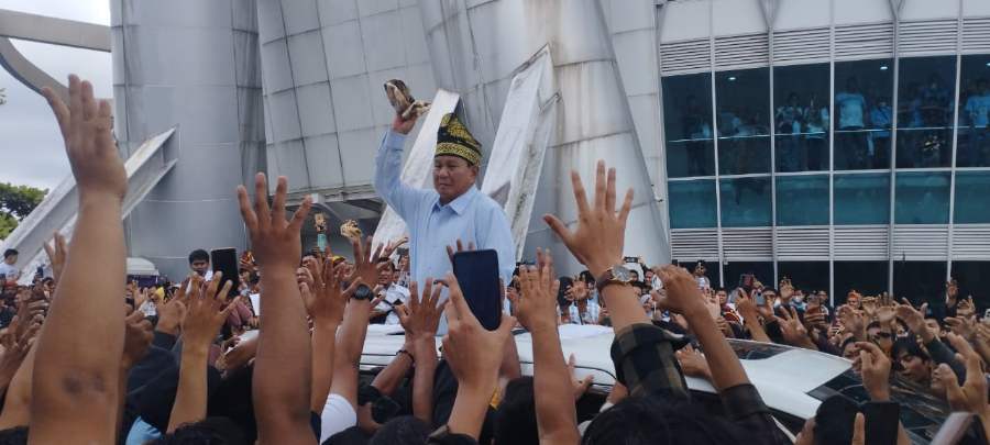 Bertandang ke Riau, Prabowo Minta Dimenangkan Lagi Seperti Ketika Lawan Jokowi