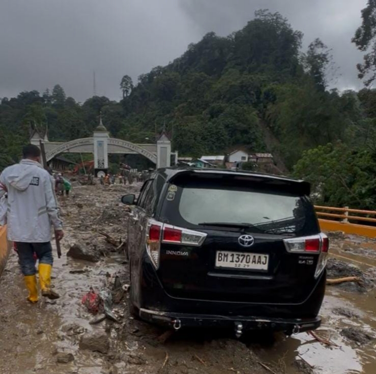 Hilang dalam Bencana Sumbar, Keluarga Korban Ipda Angga Mufajar Minta Tim Khusus Pencarian