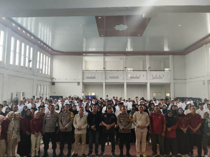 917 Anggota KPPS Dilantik, Ini Pesan Kapolsek Bukit Raya