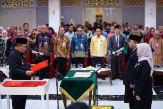Plt Gubri SF Hariyanto Resmi Lantik Dirut RSUD Arifin Achmad dan Sekwan Riau