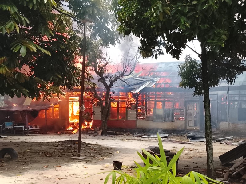 8 Rumah Kontrakan di Sukajadi Pekanbaru Ludes Terbakar