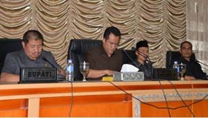 Bupati Amril: Tujuh Prioritas Dibangun Tahun 2017