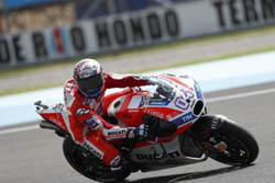 Dovizioso Juarai Balapan MotoGP di Mugello