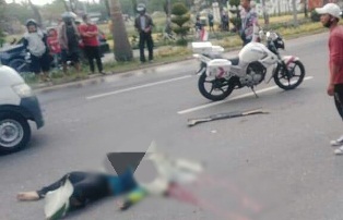 Polresta Pekanbaru Amankan Mobil Tabrak Lari Dua Pesepeda