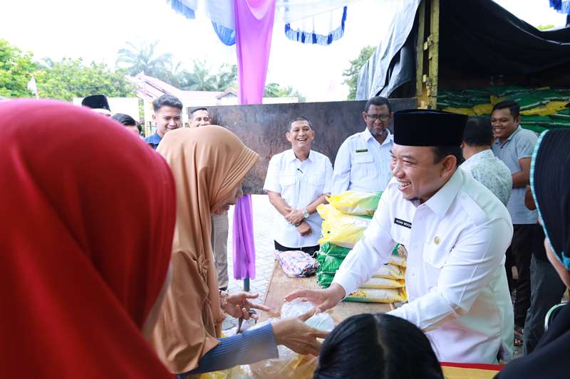 Pemerintah Kabupaten Siak Gelar Pasar Murah untuk Membantu Masyarakat di Kecamatan Kerinci Kanan