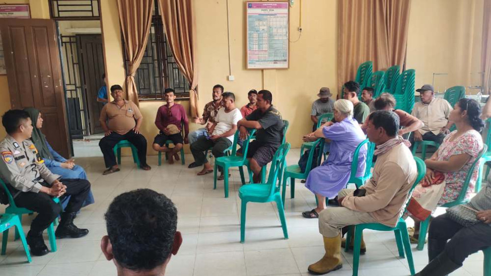 Cooling System, Bhabinkamtibmas Polsek Kandis Sambang Warga Wujudkan Situasi Kondusif Pilkada