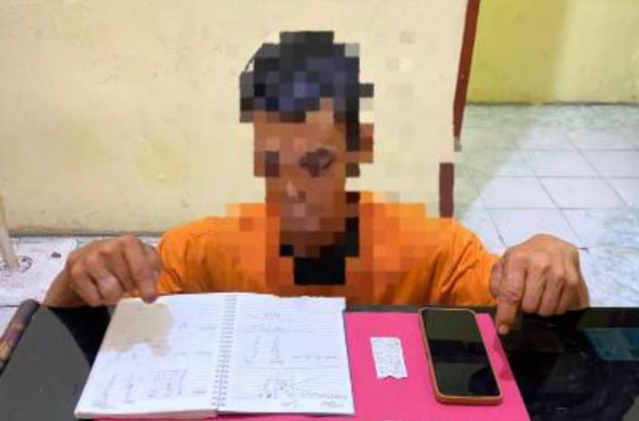 Polsek Lubuk Dalam Tangkap Pelaku Togel Online di Warung Tuak