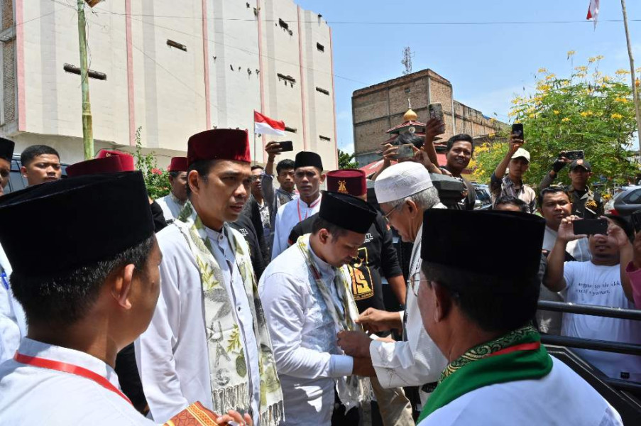 Bukan Main! Dukungan UAS Total untuk Wahid-SF Hariyanto, Bakal Turun Langsung Kawal Pendaftaran ke KPU