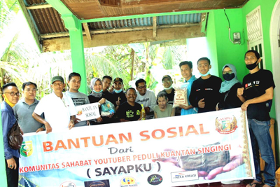 Komunitas Sayapku Kembali Salurkan Bantuan Sembako Untuk Jompo Warga Hulu Kuantan